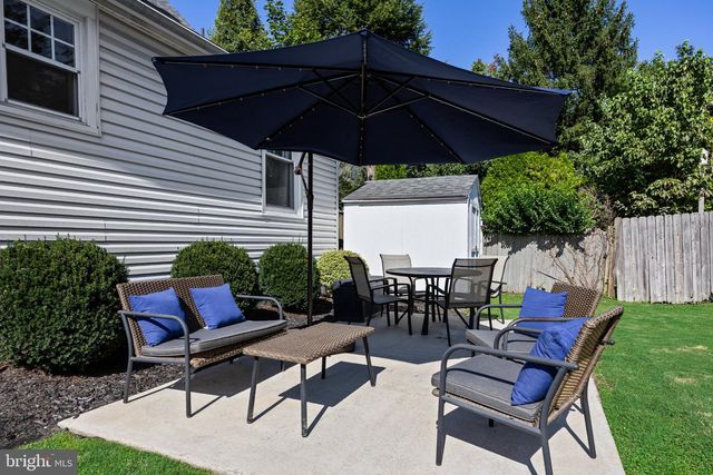 203 S ATLANTIC AVE E, Stratford, NJ 08084