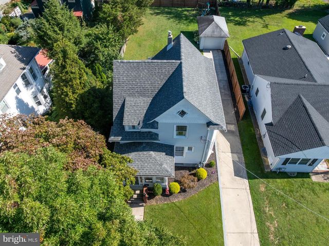 203 S ATLANTIC AVE E, Stratford, NJ 08084
