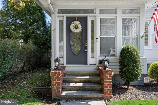 203 S ATLANTIC AVE E, Stratford, NJ 08084