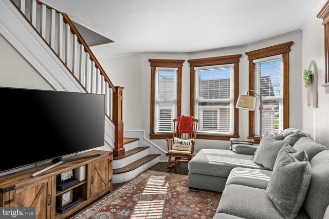203 S ATLANTIC AVE E, Stratford, NJ 08084
