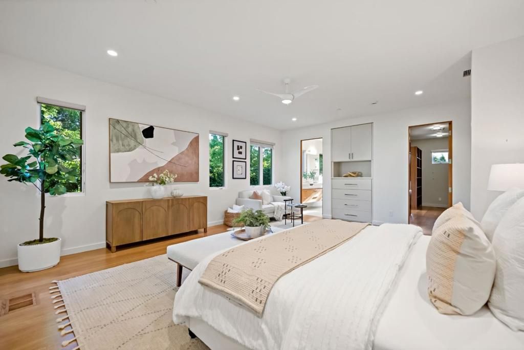 Image 28 of property listing at 1534 Wessex Avenue, Los Altos, CA 94024