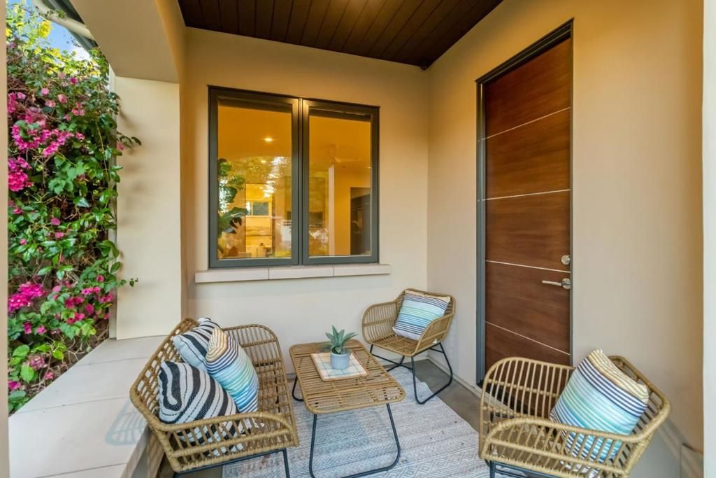 Image 43 of property listing at 1534 Wessex Avenue, Los Altos, CA 94024