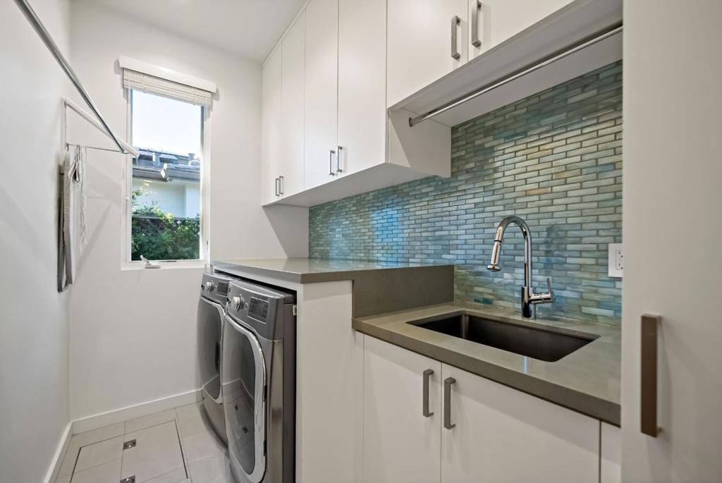 Image 45 of property listing at 1534 Wessex Avenue, Los Altos, CA 94024
