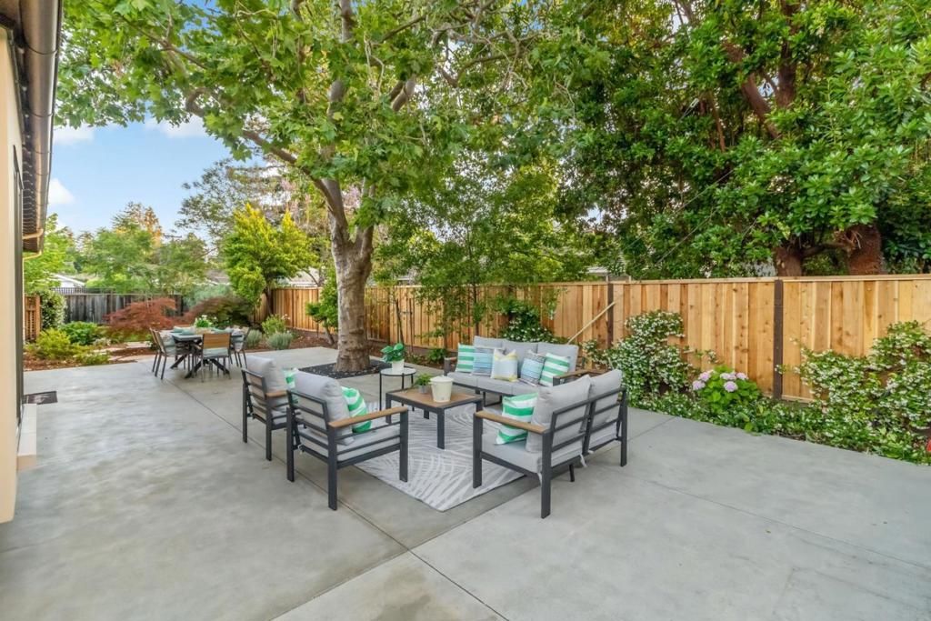 Image 48 of property listing at 1534 Wessex Avenue, Los Altos, CA 94024