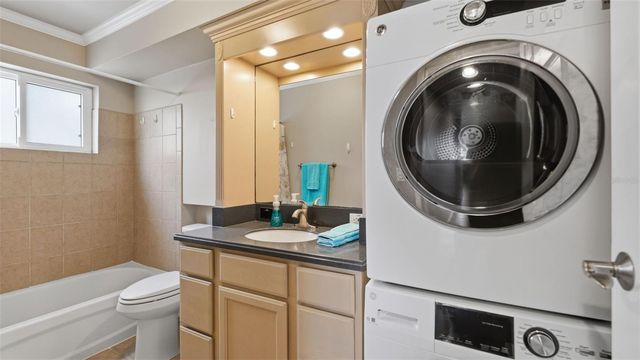 1101 VICTORIA DRIVE 1, Dunedin, FL 34698