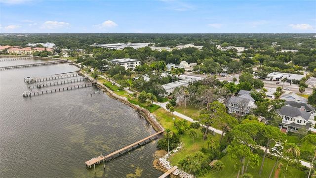 1101 VICTORIA DRIVE 1, Dunedin, FL 34698