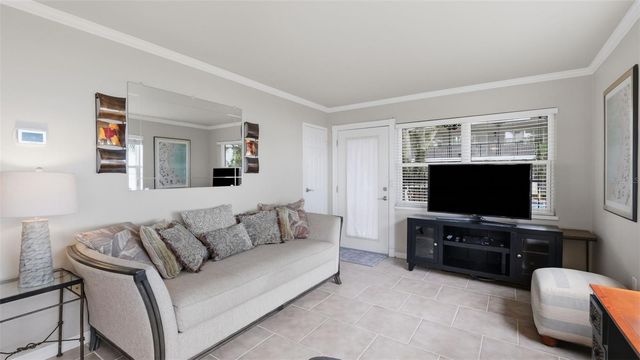 1101 VICTORIA DRIVE 1, Dunedin, FL 34698