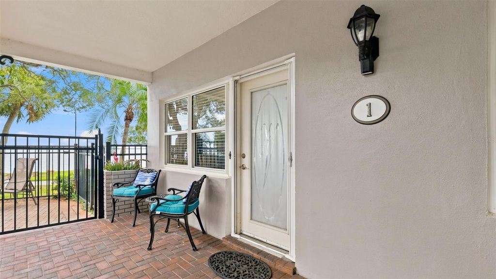 1101 VICTORIA DRIVE 1, Dunedin, FL 34698