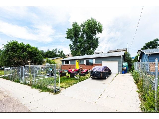 1220 Hartford St, Colorado Springs, CO 80906