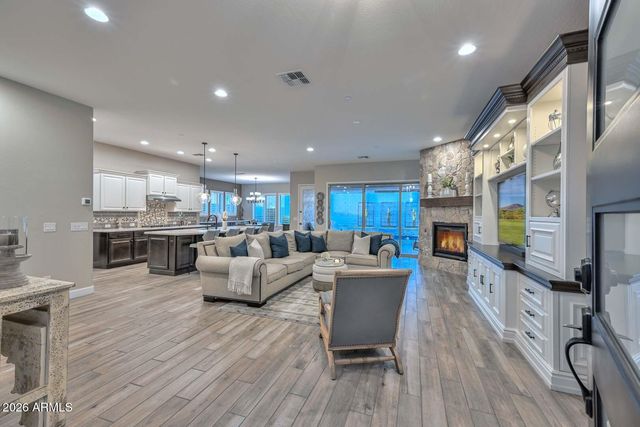 11612 W CANDELILLA Way, Peoria, AZ 85383