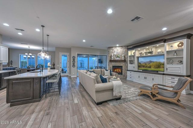 11612 W CANDELILLA Way, Peoria, AZ 85383
