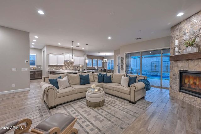 11612 W CANDELILLA Way, Peoria, AZ 85383