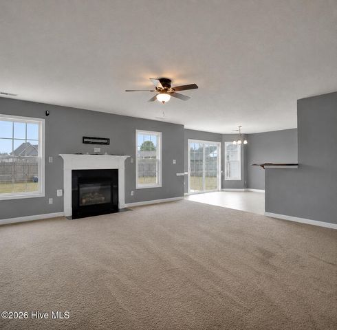 505 Collinwood Drive, Raeford, NC 28376