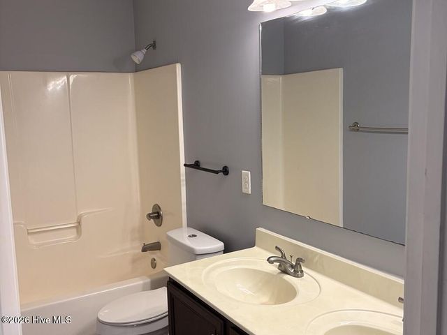 505 Collinwood Drive, Raeford, NC 28376