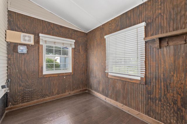 257 Clarence, Wichita, KS 67203