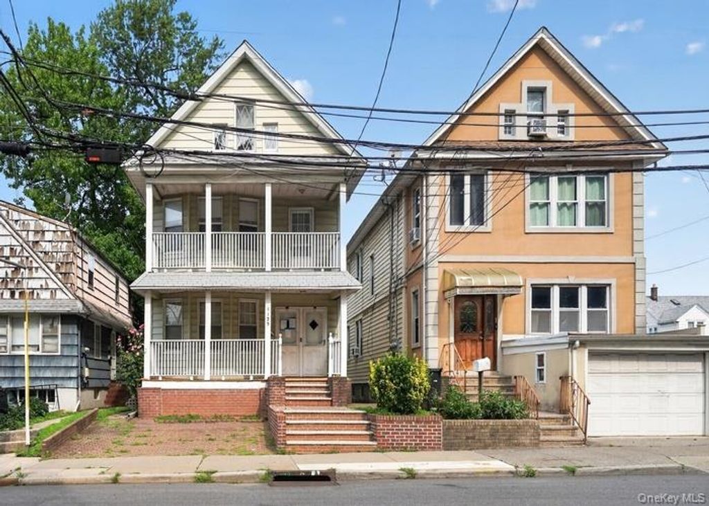 1125 Victory Boulevard, Staten Island, NY 10301 — exterior