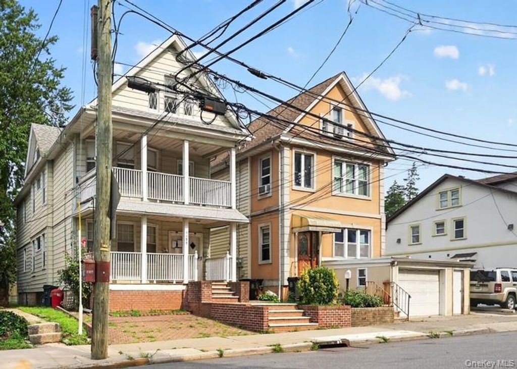 1125 Victory Boulevard, Staten Island, NY 10301 — photo 2