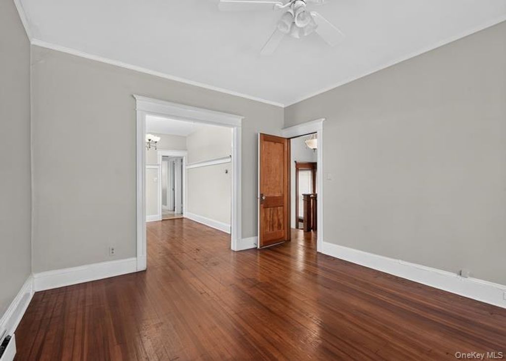 1125 Victory Boulevard, Staten Island, NY 10301 — photo 5