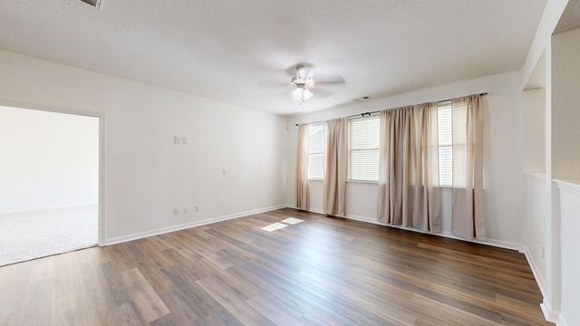 323 Haywood Drive, Kathleen, GA 31047