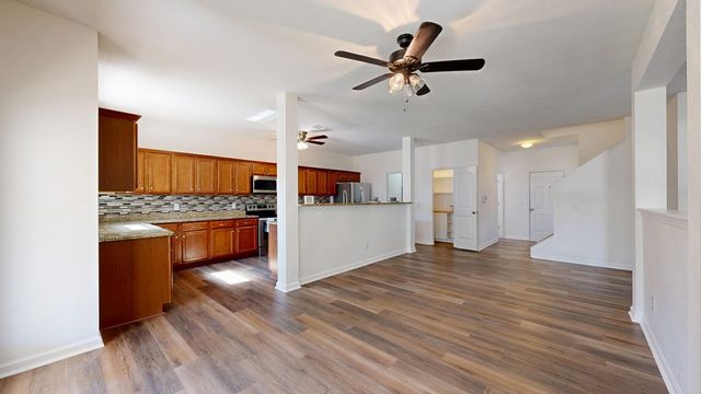 323 Haywood Drive, Kathleen, GA 31047