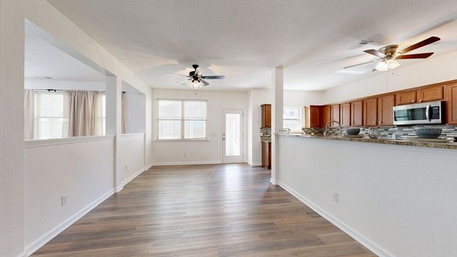 323 Haywood Drive, Kathleen, GA 31047