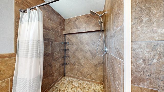 323 Haywood Drive, Kathleen, GA 31047