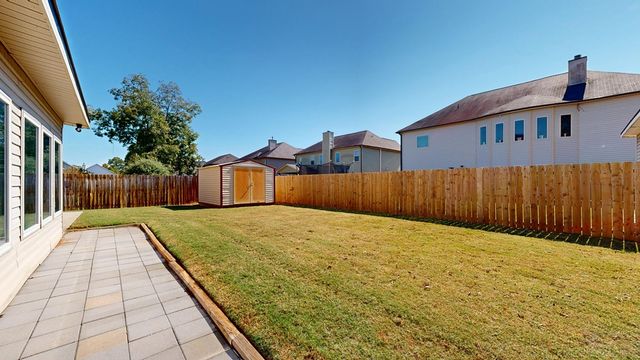 323 Haywood Drive, Kathleen, GA 31047