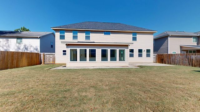 323 Haywood Drive, Kathleen, GA 31047