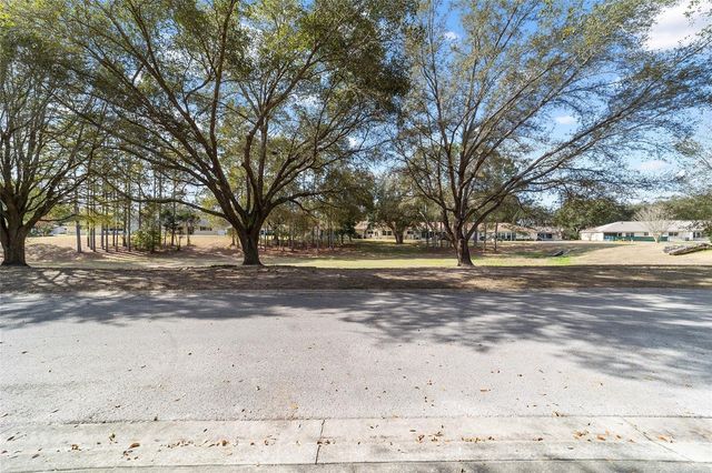 8961 SW 96TH STREET E, Ocala, FL 34481