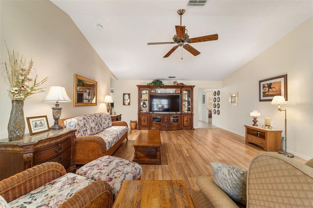 8961 SW 96TH STREET E, Ocala, FL 34481