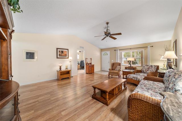 8961 SW 96TH STREET E, Ocala, FL 34481