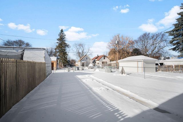 4631 N 37th STREET, Milwaukee, WI 53209