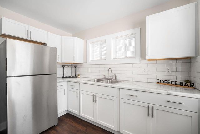 4631 N 37th STREET, Milwaukee, WI 53209