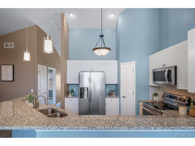 8626 Gold Peak Dr B, Highlands Ranch, CO 80130