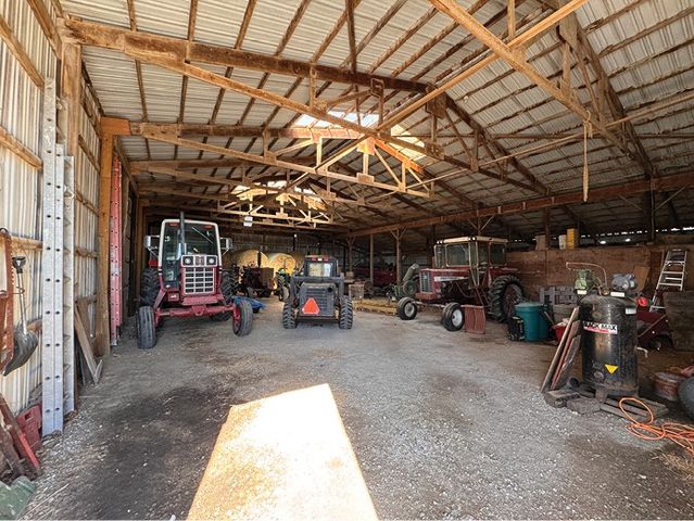 2502 Highway 1 SW, Iowa City, IA 52240