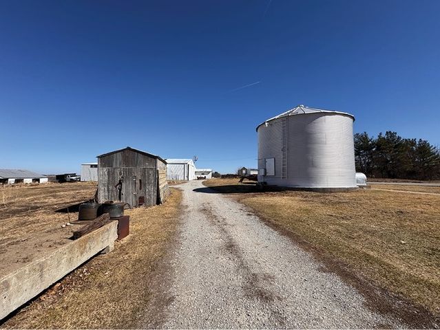 2502 Highway 1 SW, Iowa City, IA 52240