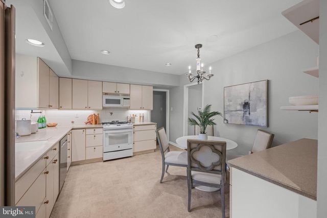 11817 ROSALINDA, Rockville, MD 20854