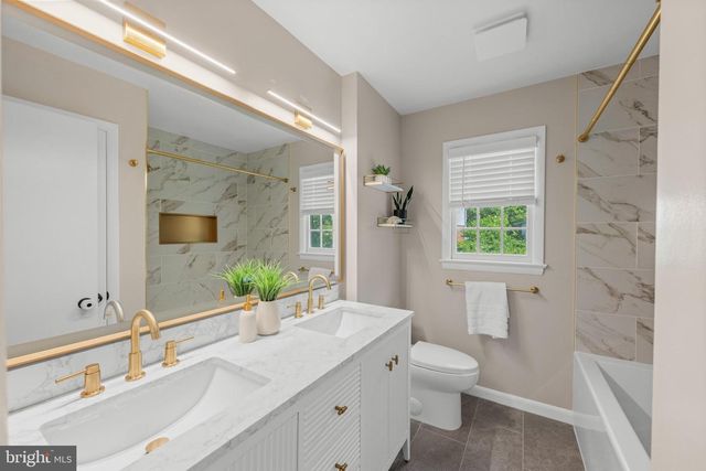 11817 ROSALINDA, Rockville, MD 20854