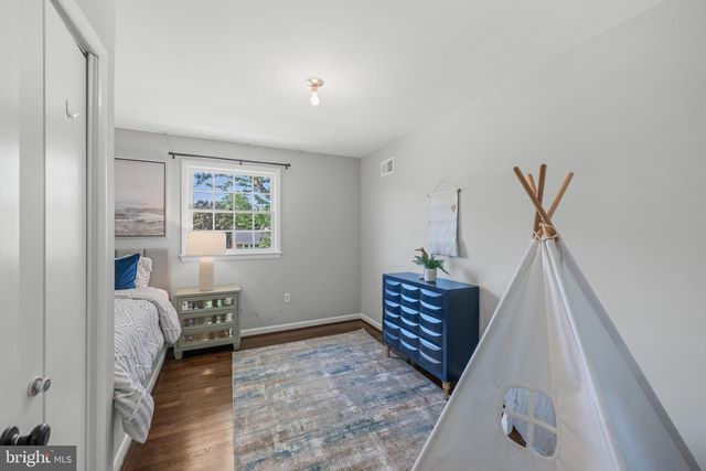 11817 ROSALINDA, Rockville, MD 20854