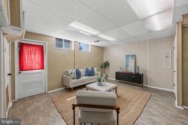 11817 ROSALINDA, Rockville, MD 20854