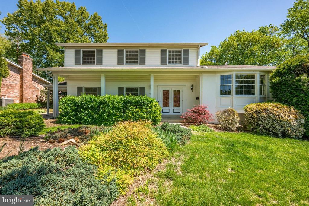 11817 ROSALINDA, Rockville, MD 20854