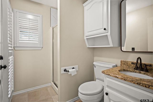 212 Turnberry Cir, Mt Pleasant, TX 75455