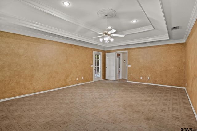 212 Turnberry Cir, Mt Pleasant, TX 75455