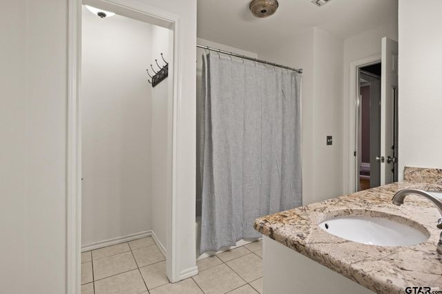 212 Turnberry Cir, Mt Pleasant, TX 75455