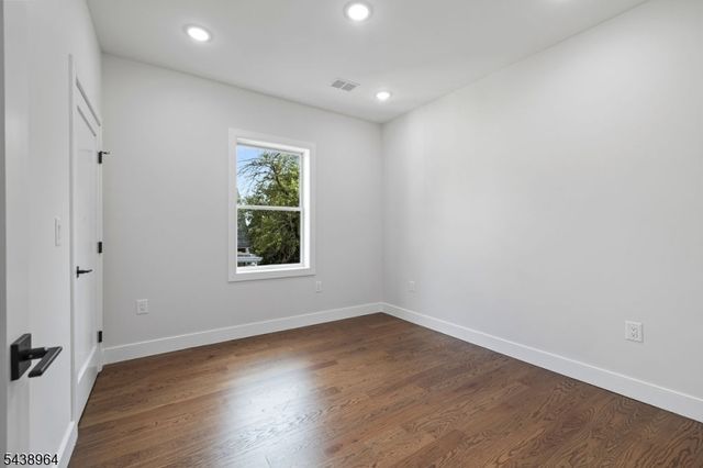 15 Fulton Ave 2, Jersey City, NJ 07305