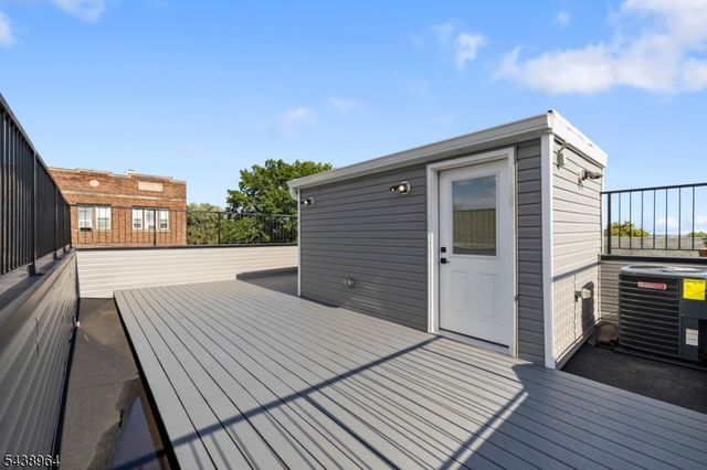 15 Fulton Ave 2, Jersey City, NJ 07305