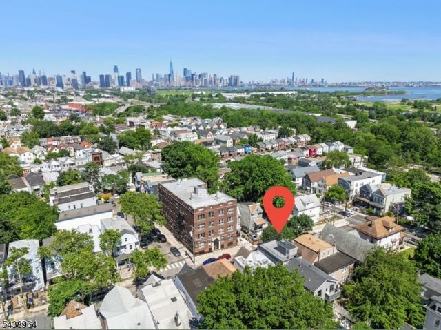 15 Fulton Ave 2, Jersey City, NJ 07305