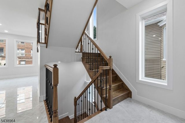 15 Fulton Ave 2, Jersey City, NJ 07305