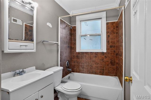 2512 High Ridge Avenue, St Louis, MO 63136