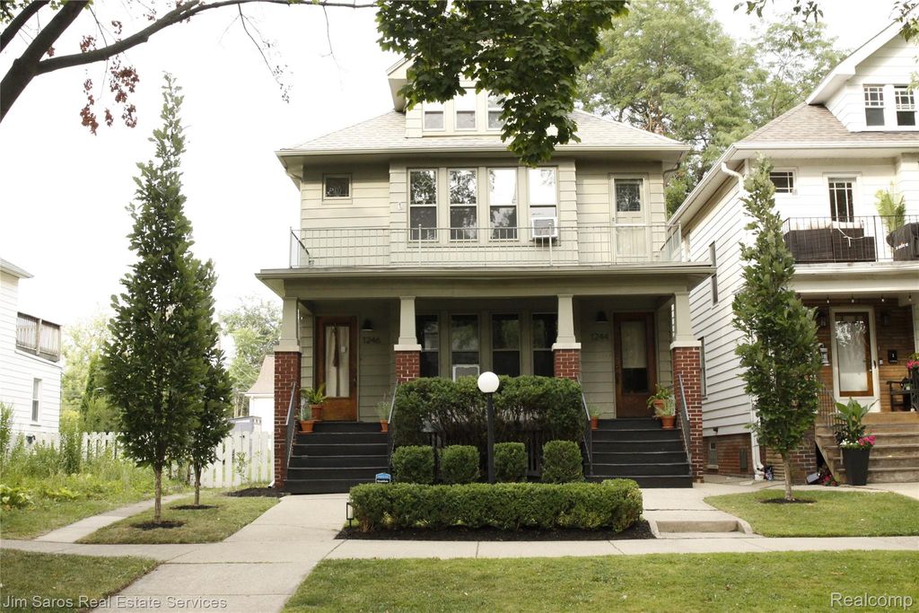 1244 Maryland Street, Grosse Pointe Park, MI 48230